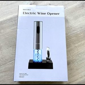 NIB Electric Wine Bottle Opener